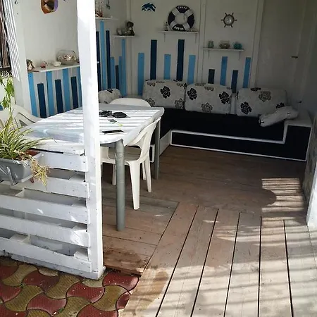 Apartament Bibi Mamaia Nord アパート ナボダリ